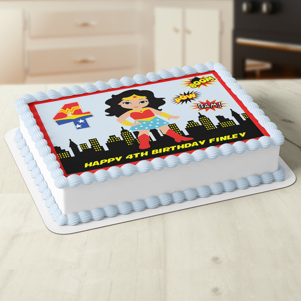 Wonderwoman Superhero Edible Cake Topper